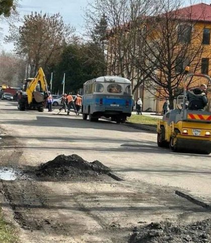 У громадах Львівської МТГ проводять ремонти доріг: де вже зробили та де планують