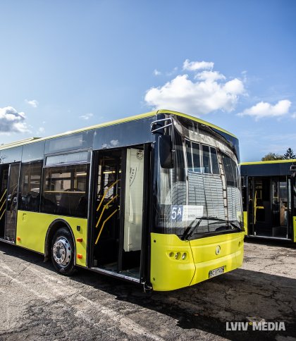 П’ять автобусів Львова змінили маршрут через атаку безпілотників: деталі