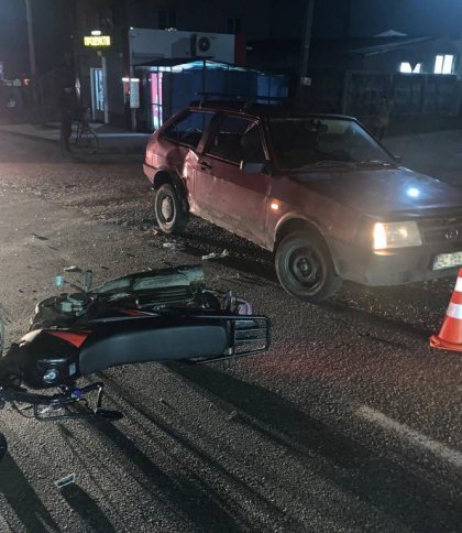 На Львівщині 16-річний мотоцикліст потрапив під колеса «ВАЗ 2108»