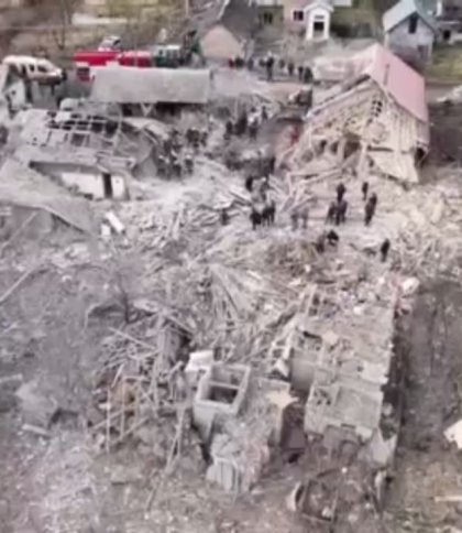 Козицький показав наслідки падіння ракети у Золочівському районі (відео)
