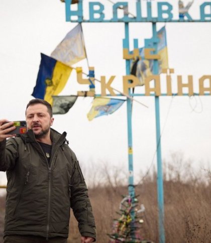 Володимир Зеленський відвідав передові позиції українських військових в Авдіївці на Донеччині