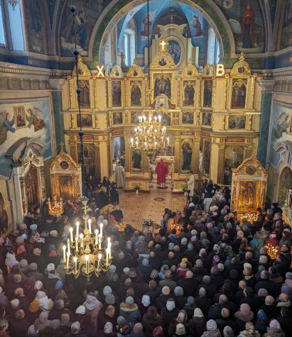 Перше богослужіння ПЦУ в Миколаївському соборі у Кременці Тернопільської області, 6 грудня 2023, фото «Суспільного»
