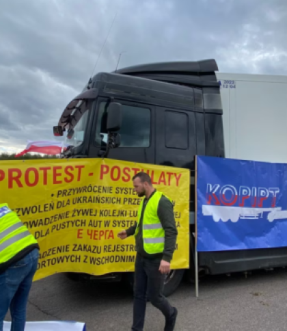 Польські перевізники продовжують блокувати в’їзд в Україну для 1700 вантажівок
