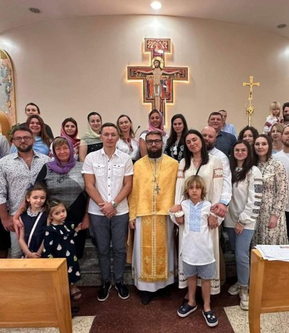 Священник зі Львова провів першу літургію українською мовою в Катарі