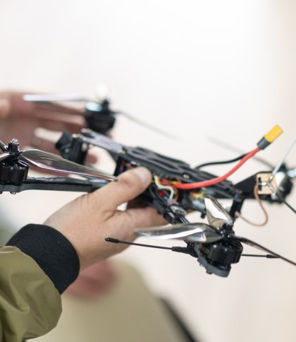 Українці вже виготовили вдома понад 100 FPV-дронів, фото Мінцифри