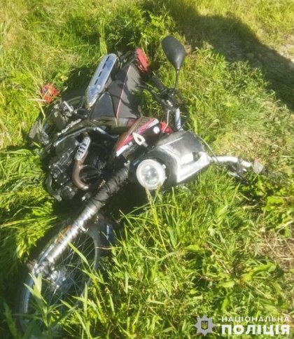 На Самбірщині 15-річні водій мотоцикла та пасажирка потрапили у ДТП