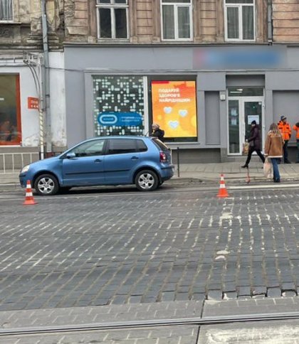 У Львові водійка Volkswagen на пішохідному переході збила 90-річного чоловіка