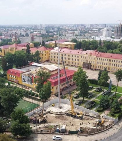 Біля "сухопутки" відкриють найбільший на Львівщині флагшток