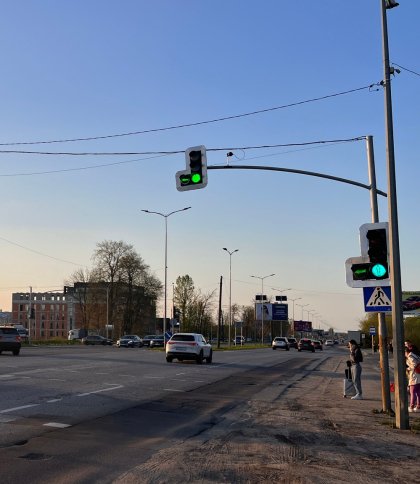 У Львові на складному перехресті біля ТРЦ змінили схему для безпечного повороту
