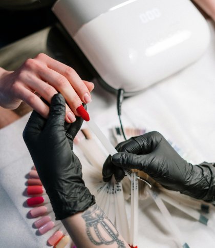 Осінній манікюр 2025: головні тренди в nail-сфері, які закохують