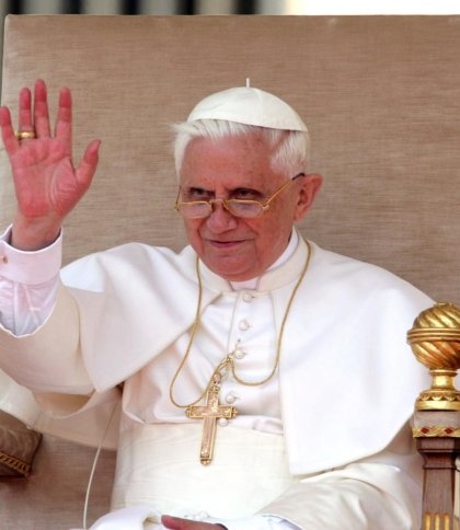 Прощання з Бенедиктом XVI: коли охочі зможуть віддати шану колишньому понтифіку