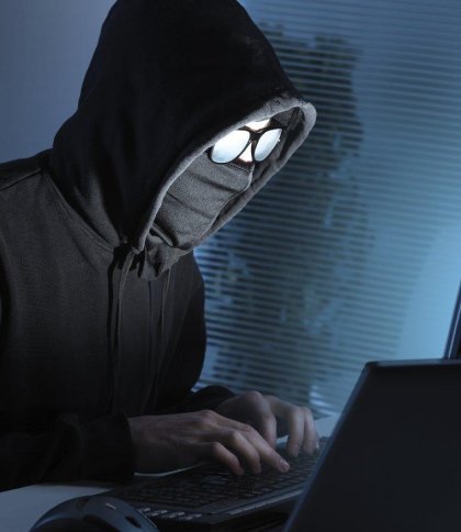 У Львові засудили хакера, який зламував поштові скриньки і продавав особисті дані
