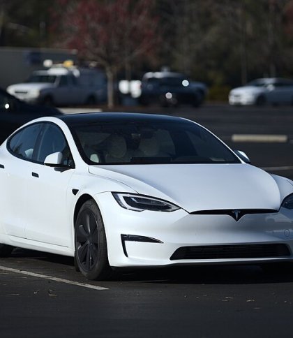 Пʼяний водій Tesla влаштував перегони з патрульними з Винників до Львова