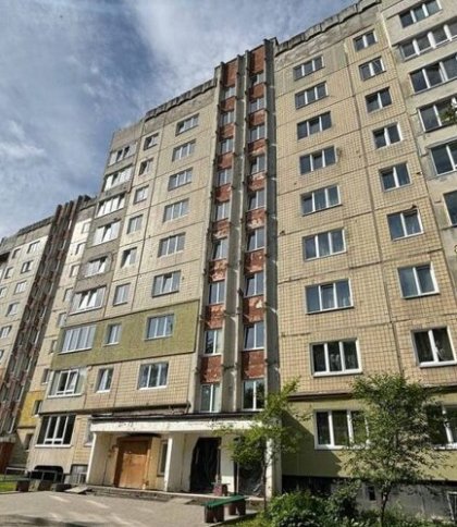 У Львові відновили дах та вікна в будинку, який постраждав ввід російського обстрілу