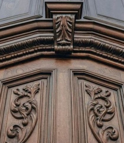 У Львові реставруватимуть історичні вікна і брами: як подати заявку