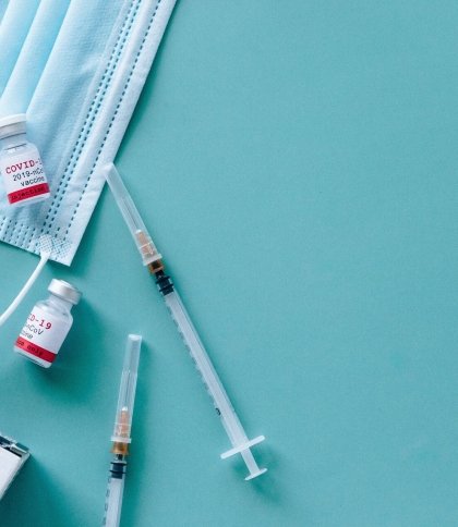 Скільки вакцинованих померло від коронавірусу на Львівщині та чому робити щеплення все ще важливо
