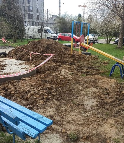 У Львові елітний забудовник знищив тротуар і дитячий майданчик (фото)