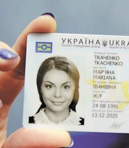 Українці в Польщі можуть поки не обмінювати свої водійські посвідчення