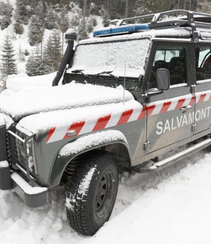 Фото автомоблія гірських рятувальників Румунії