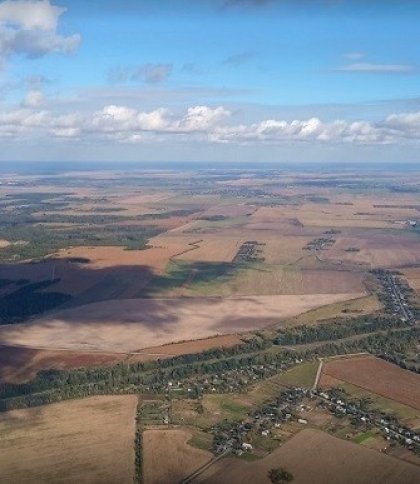 На військовому аеродромі в Білорусі пролунали вибухи: що відомо