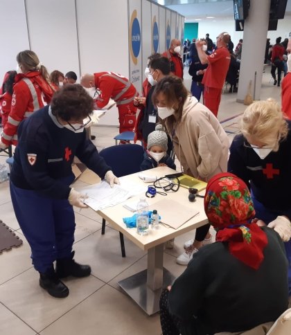 На Львівщині вразливі категорії переселенців скеровують на лікування в Італію