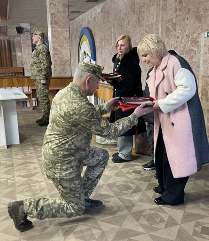 У Львові двом загиблим воїнам вручили медалі «Захиснику України»