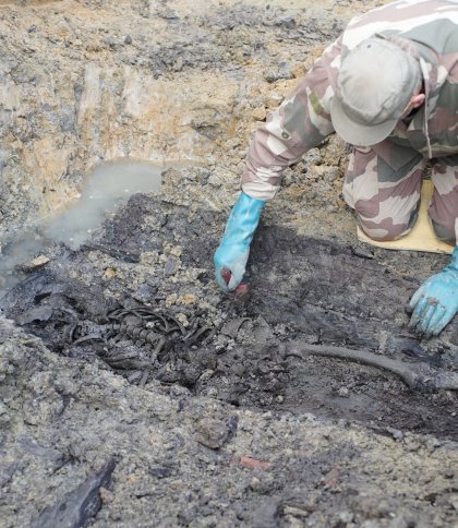 У Дрогобичі розпочали ексгумацію на місці колишнього комуністичного меморіалу