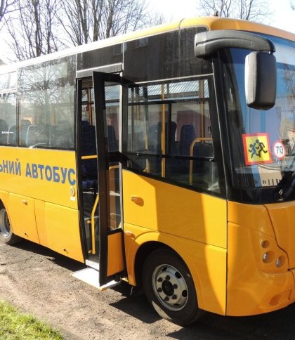 Для школярів Бродівщини придбали новий автобус: 100 тис. злотих надала Польща