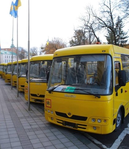 Львівщина закупила 126 шкільних автобусів на понад 300 млн грн