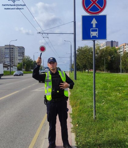 Львівські патрульні розповіли про порушення ПДР, за яке у вересні було покарано 2400 водіїв