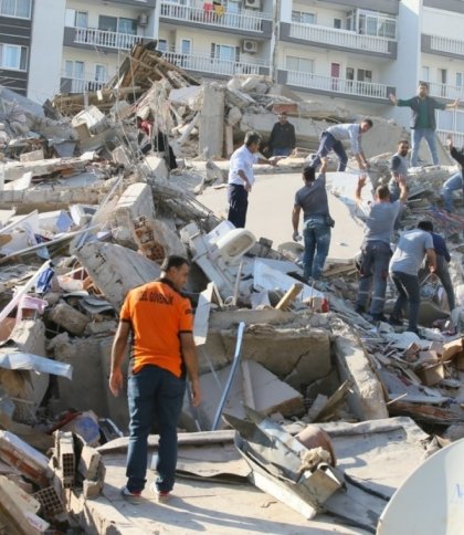 Двоє українців могли загинути внаслідок землетрусу у Туреччині — МЗС