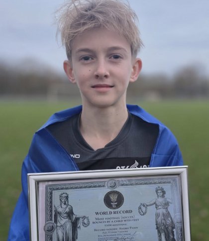 Хлопець зі Львівщини встановив світовий рекорд з набивання м’яча