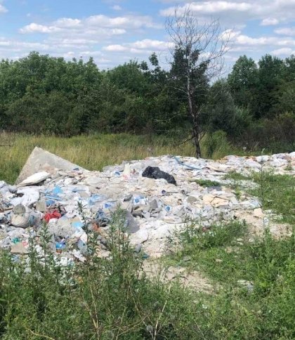 У Львові виявили несанкціоноване сміттєзвалище