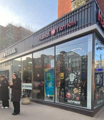 У Львові демонтують ще два незаконні кіоски