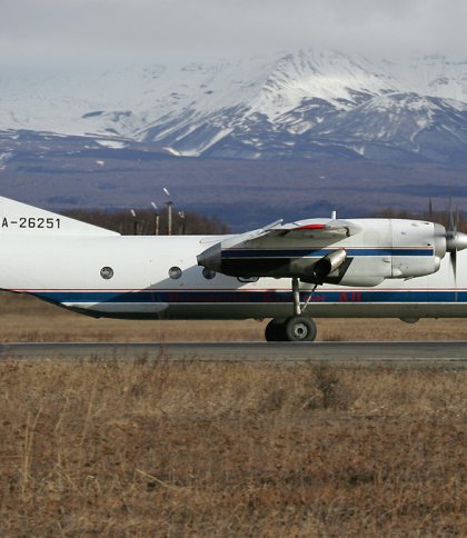 Політали з вітерцем: в Росії під час польоту літака розгерметизувався люк