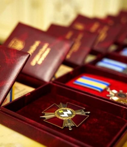 Понад 3,5 тисячі українських військових посмертно нагородили відзнаками, — Президент
