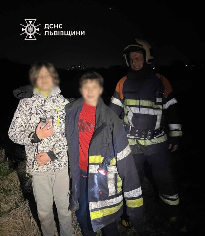 Рятувальники на Львівщині розшукали двох заблукалих біля річки дітей