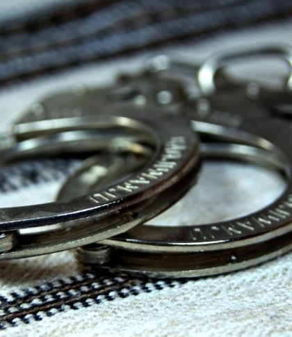 Львівські патрульні затримали порушника комендантської години, якого розшукують за крадіжку