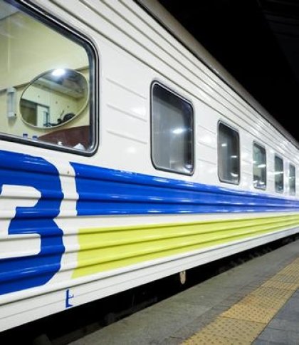 Через аварію до Львова запізнюється потяг з Дніпра