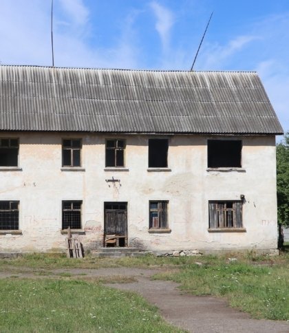 На Львівщині реконструюють старий корпус Монастироцького інтернату