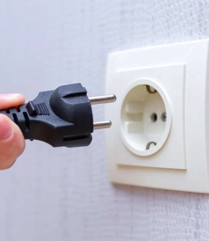 Причини стрибків напруги та способи їх усунення