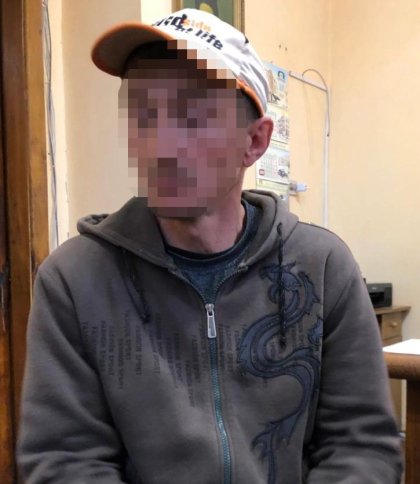 Зарізав знайомого ножем: на Львівщині засудили чоловіка на вісім років тюрми