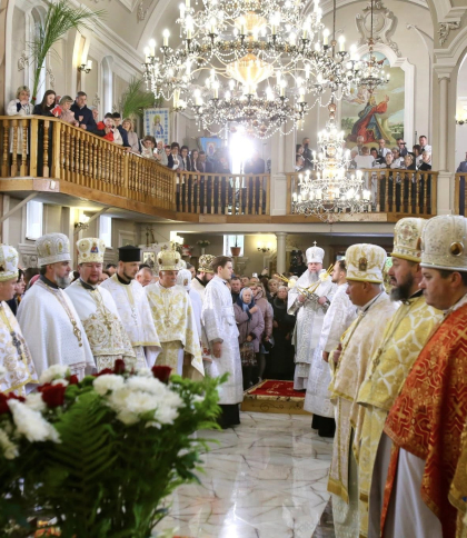 Митрополит Епіфаній провів літургію в храмі на Львівщині