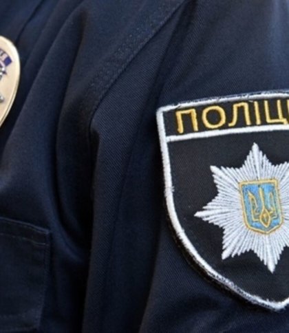 На Львівщині майора поліції судили за хабар: він розсікав на елітній автівці