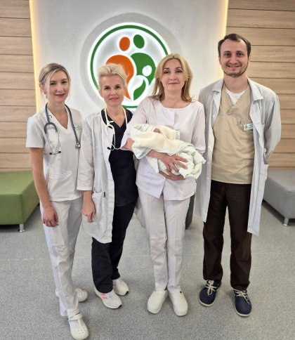 Львівські лікарі врятували малюка з патологією кишківника, вага 2380 г