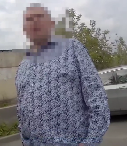 У Львові нетверезий водій засунув у кишеню патрульного хабар (ВІДЕО)