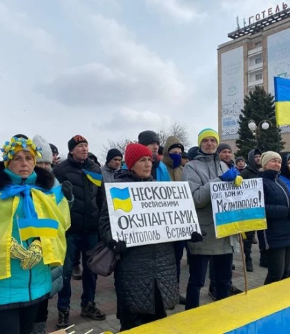 Окупанти призначили маріонеткову міську голову Мелітополя, а "Херсонщина — це Україна" — депутати облради