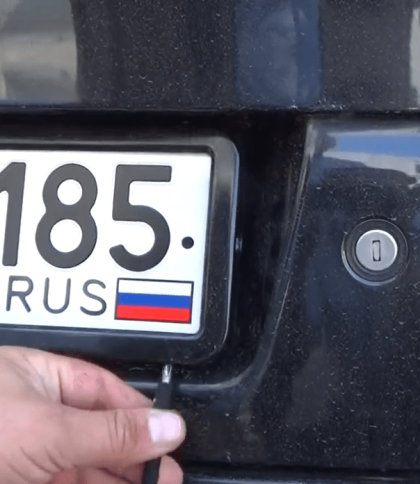 У тимчасово окупованих районах Запорізької області почали видавати російські автомобільні номери