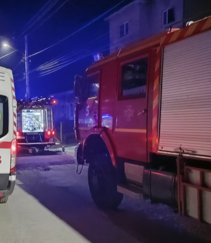 У Дрогобичі працівники ДСНС врятували від пожежі 76-річну жінку