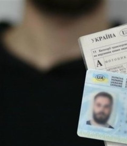 У Словаччині відтепер можна обміняти українське посвідчення водія: куди звертатись
